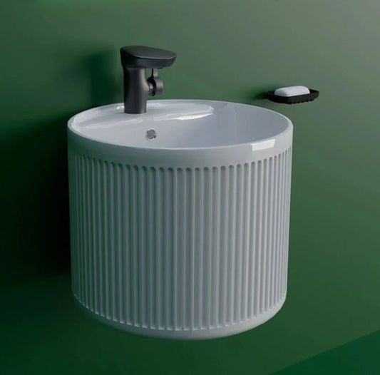 Lavabo Suspendido de Cerámica Blanca – BECA Diseño Moderno y Elegante